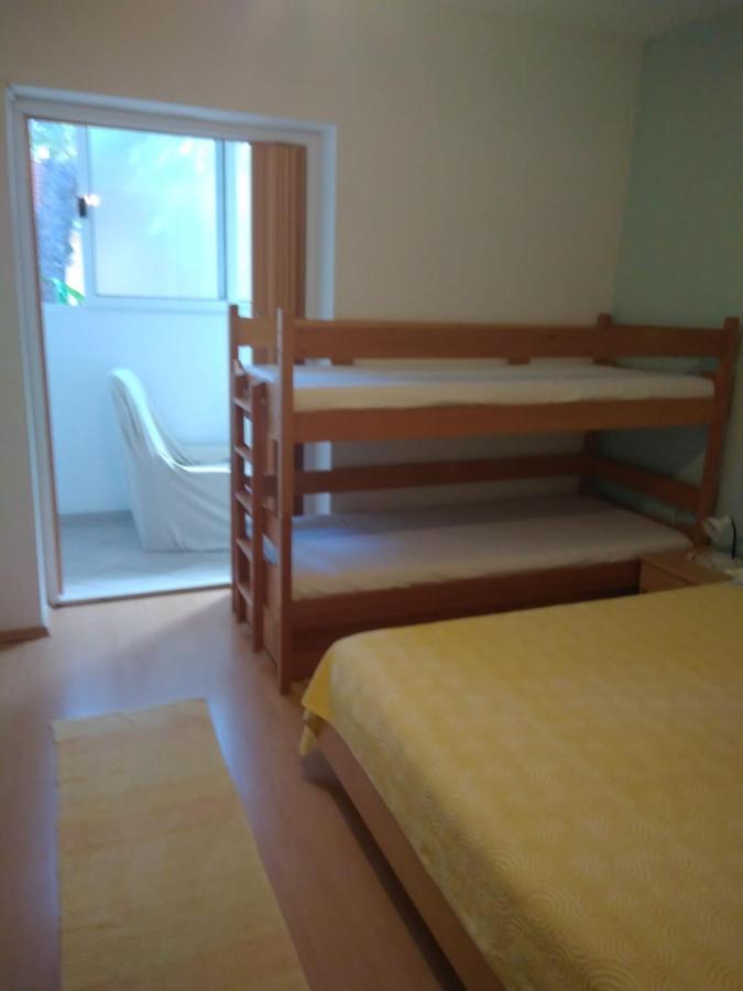 Apartmani Carevic Baška Voda エクステリア 写真