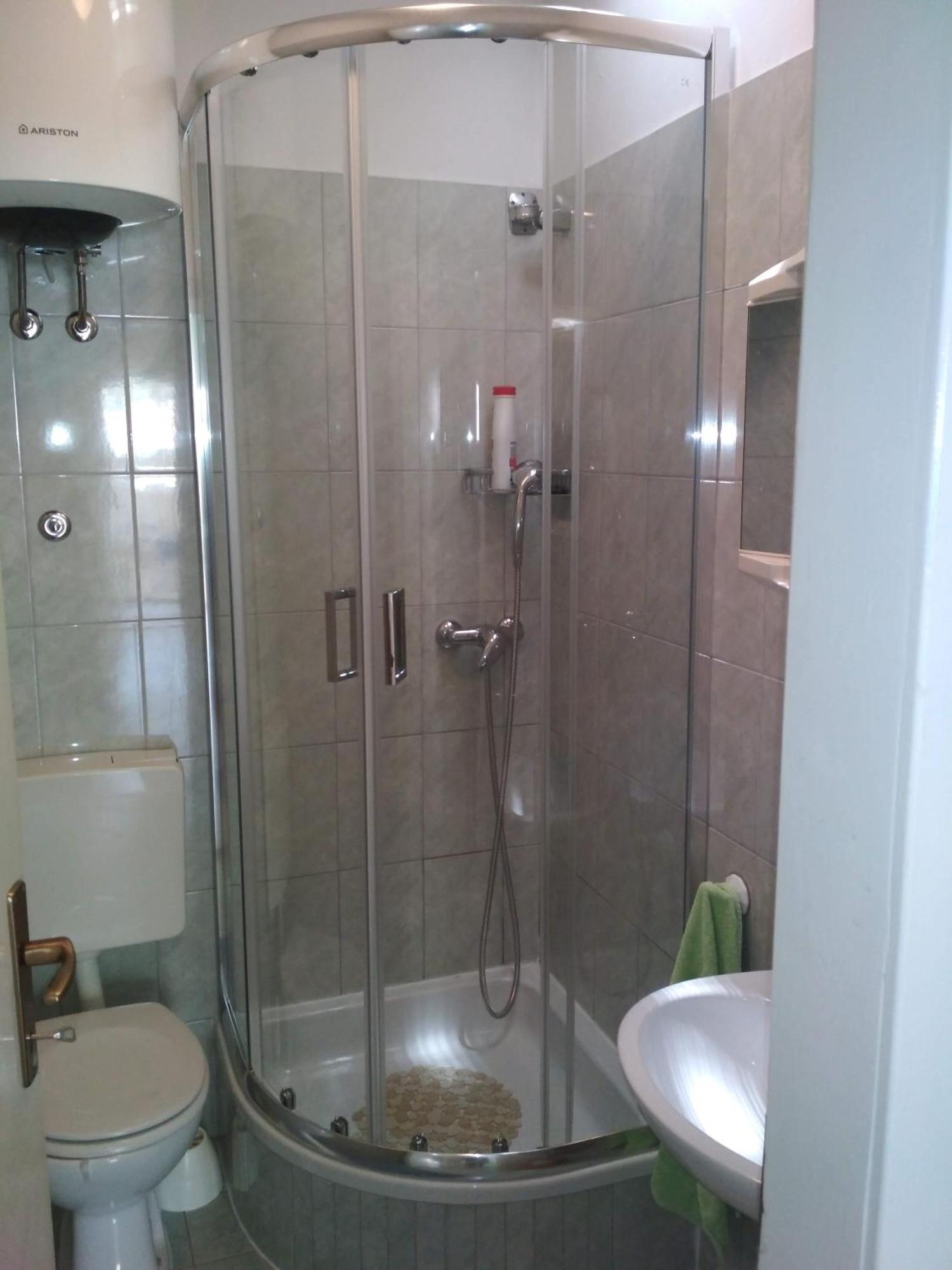 Apartmani Carevic Baška Voda エクステリア 写真