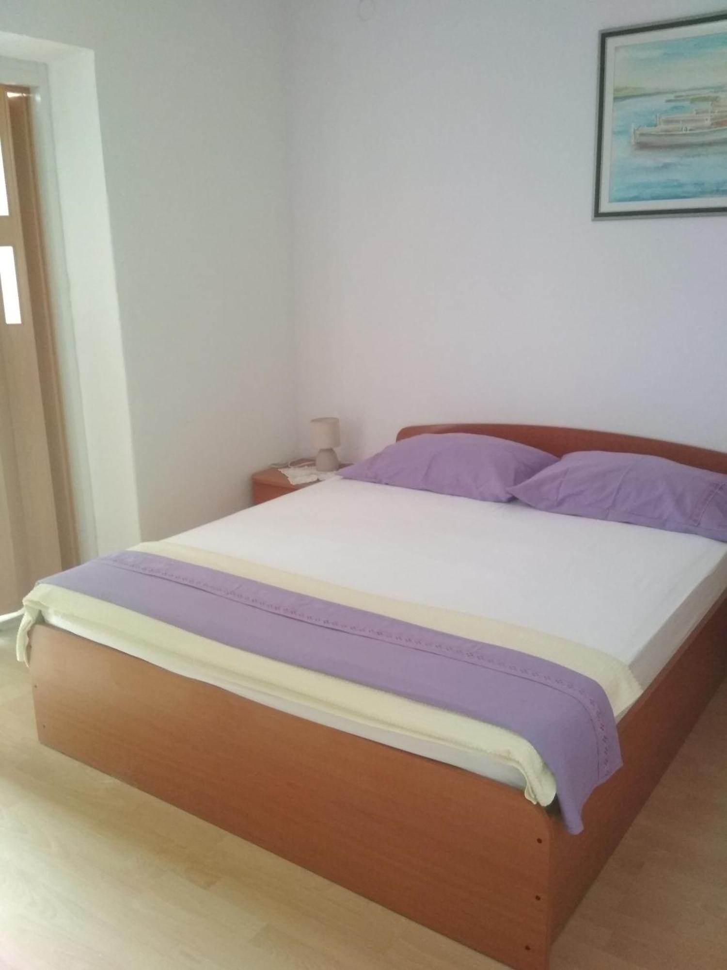 Apartmani Carevic Baška Voda エクステリア 写真
