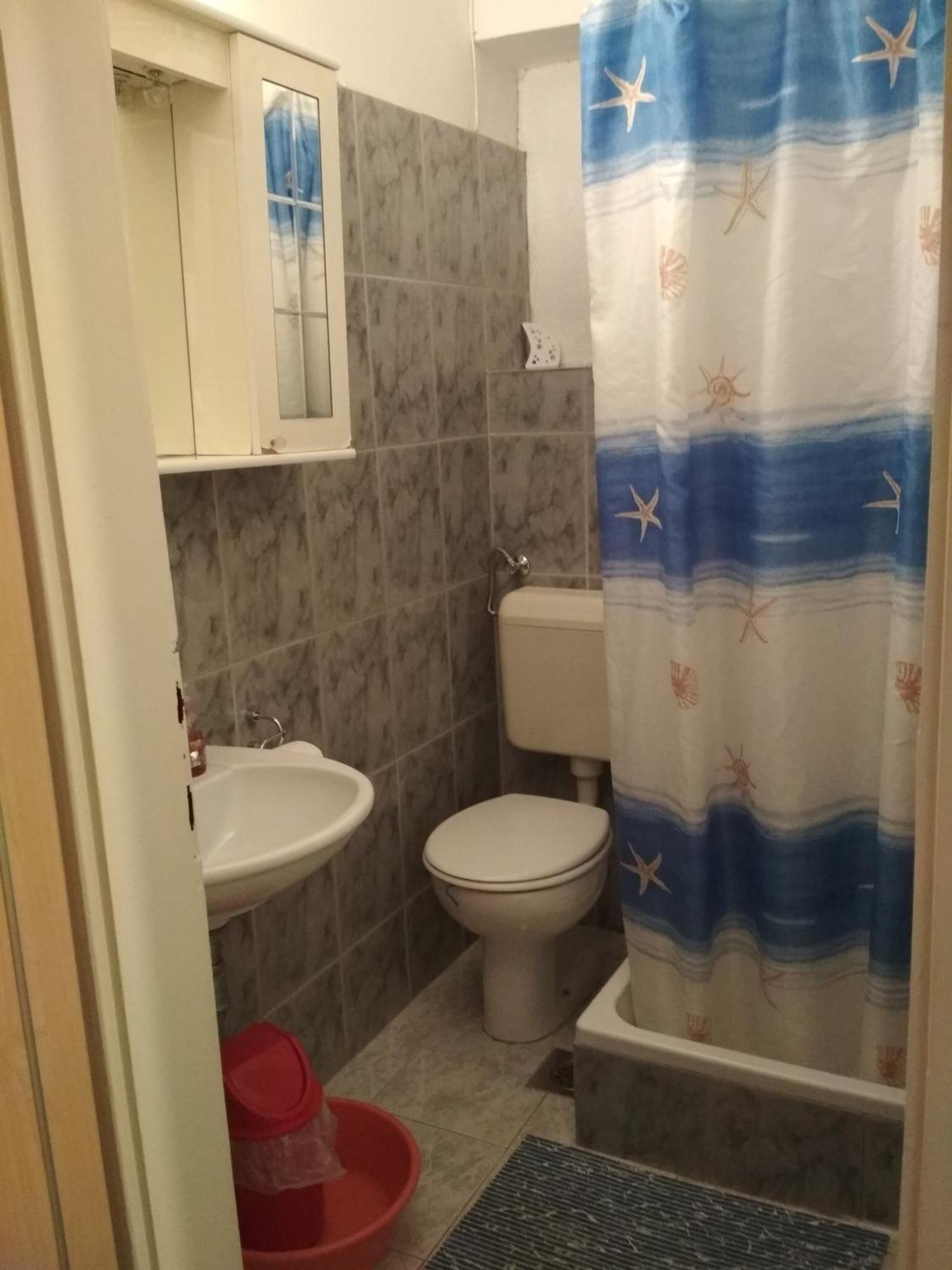 Apartmani Carevic Baška Voda エクステリア 写真