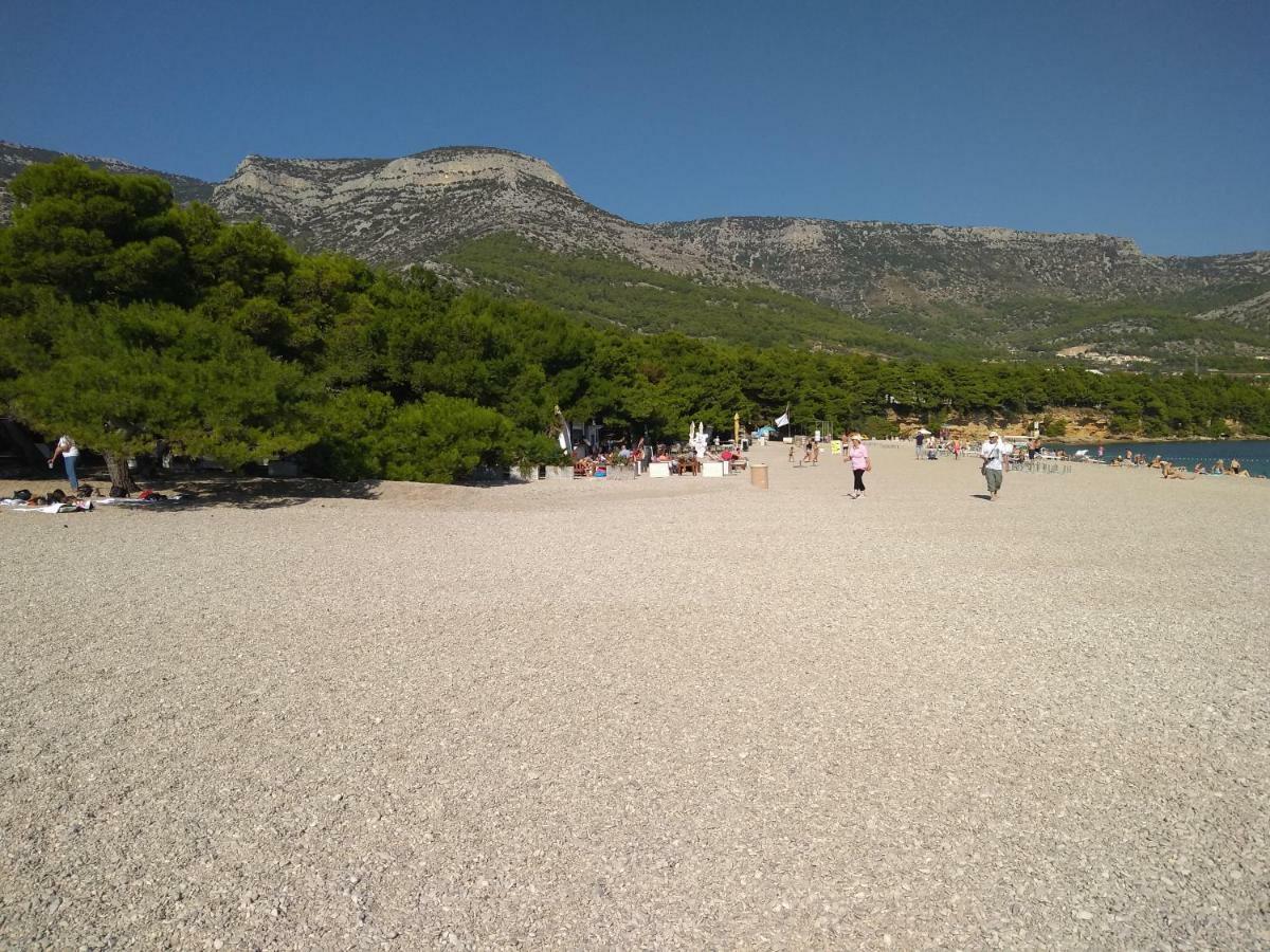 Apartmani Carevic Baška Voda エクステリア 写真